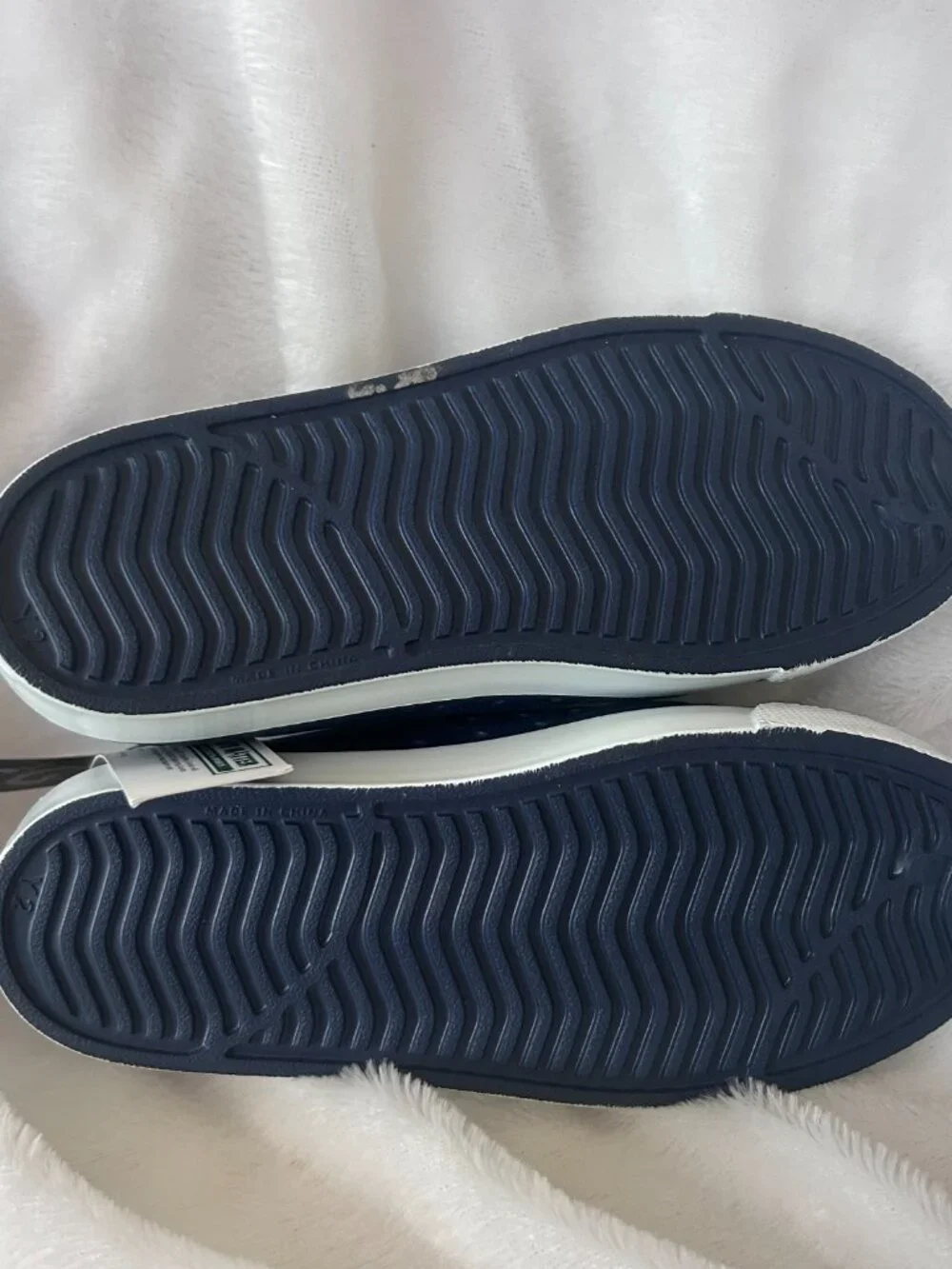 DSG Slip On Water Shoes Youth Size 2 Navy Blue Coastal Beach NEW
